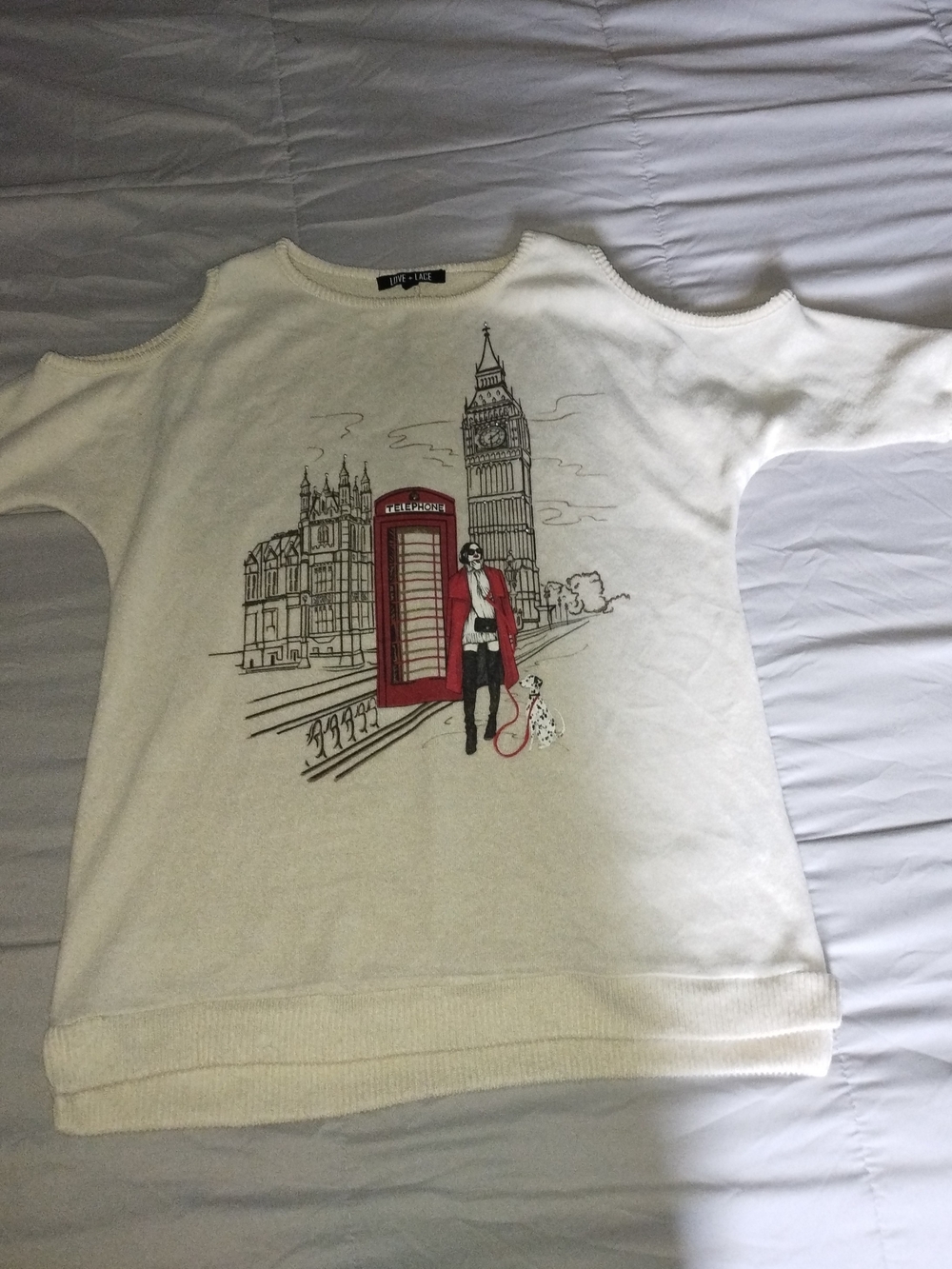 White Graphic Cold-Shoulder Women’s Top with London Print
